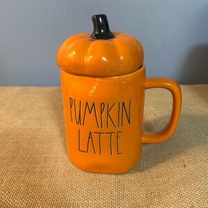 Pumpkin latte Rae Dunn